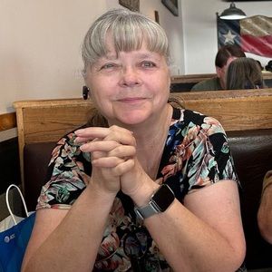 Meet your Posher, Pam